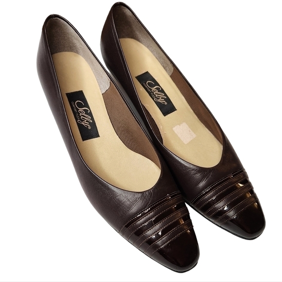 đť…şSelby Comfort Flex Leather Heels - Picture 1 of 7